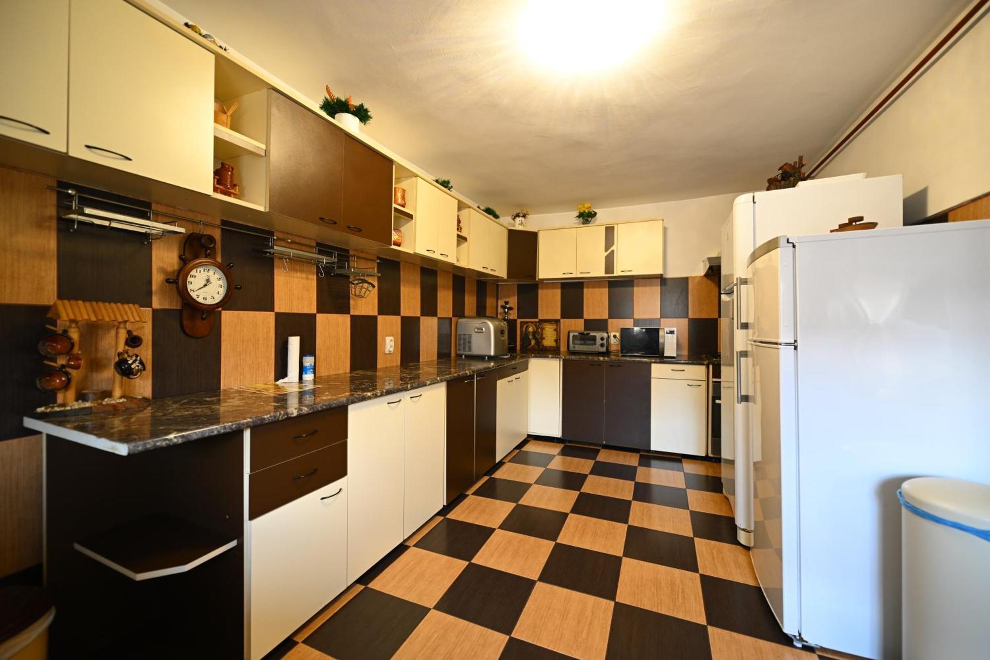 Pensiunea Mama Lia Haţeg Exterior foto